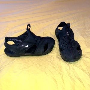 Nike toddler sandals
